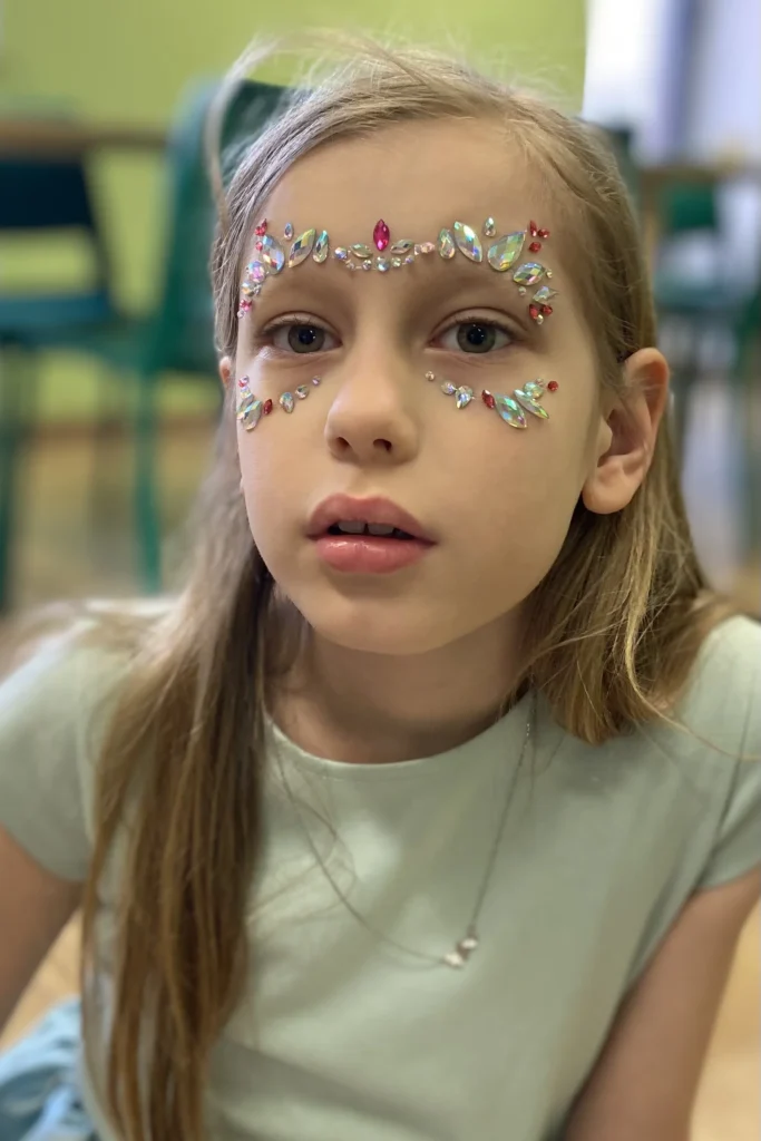 Face gems